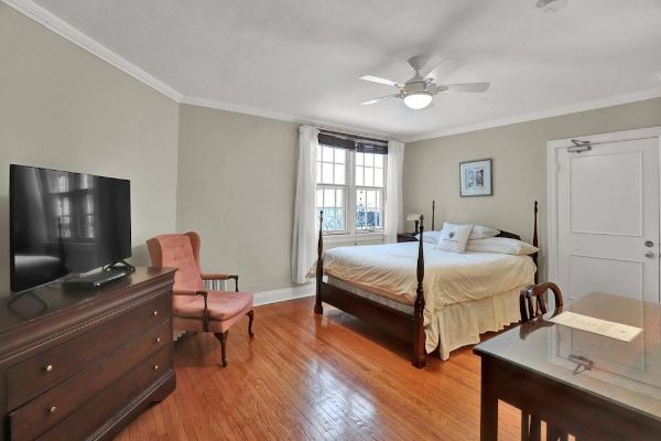 Hochelaga Inn (Kingston)